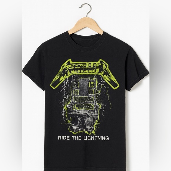 METALLICA Ride The Lightening Band Shirt Unisex T Shirt Size Small No Tags - Picture 1 of 2